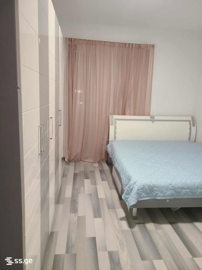 Sh. Nadirashvili st. 15C - 3 rooms