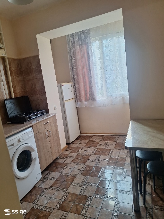 5 - 2 rooms
