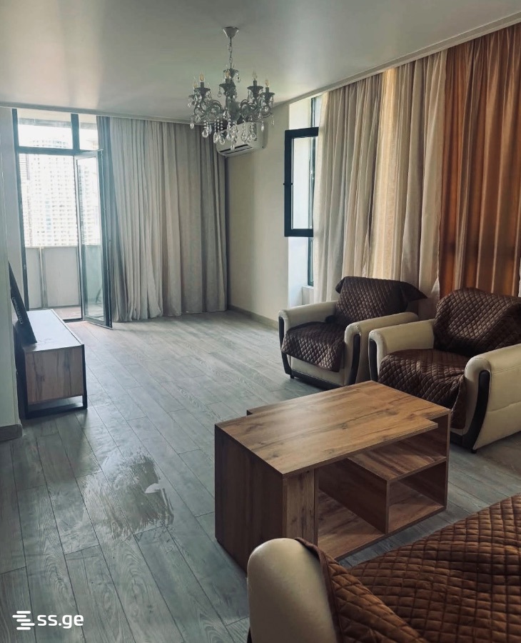 Kobaladze st. 18 - 3 rooms
