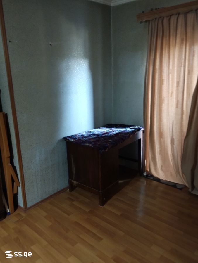 Kakheti Highway (III masivi) 1კვარტალი.ა.კორპუსი.1სადარბაზო - 1 rooms