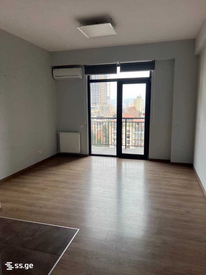 Kazbegi st. 25 - 2 rooms