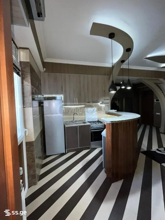a.wereTlis avenue - 3 rooms