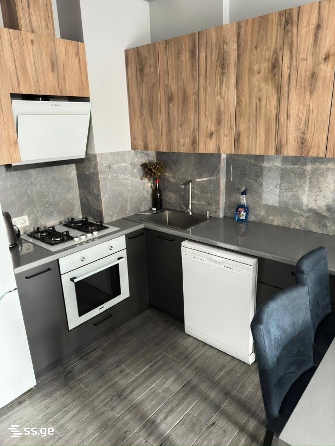 Khimshiashvili st. 20 - 2 rooms