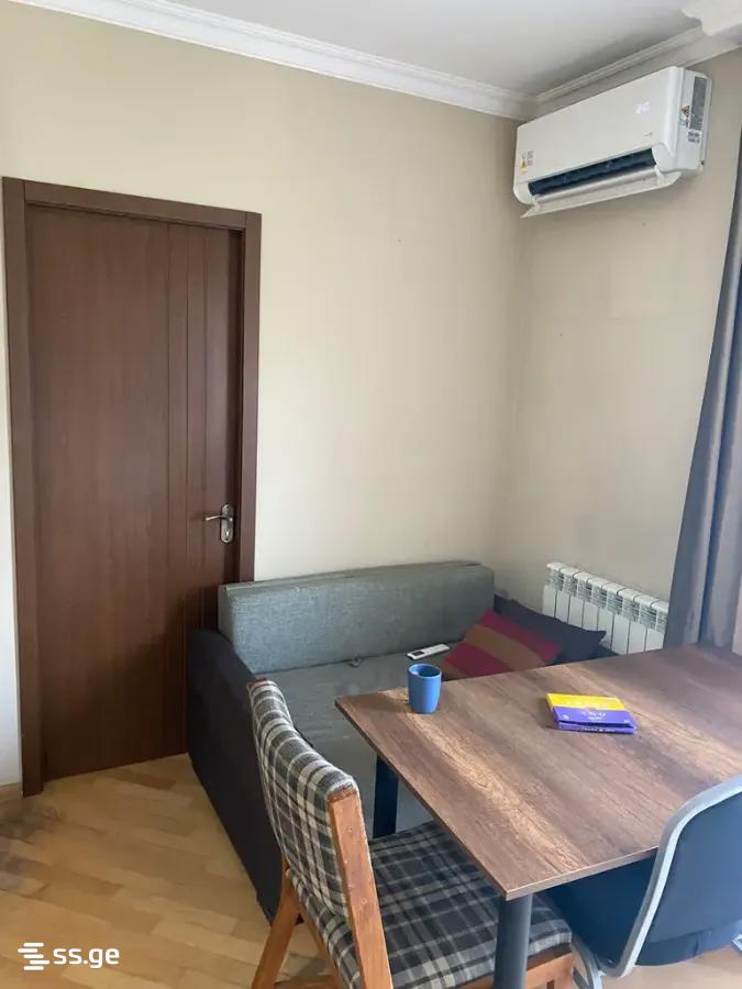 trialeti st. 27 - 2 rooms
