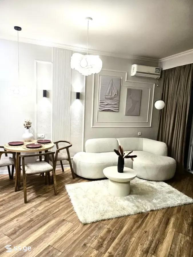 Mgaloblishvili st. 5 - 2 rooms