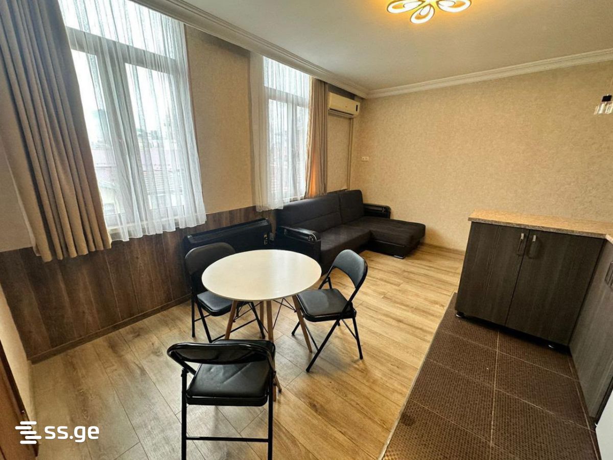 Gogebashvili st. 26 - 2 rooms