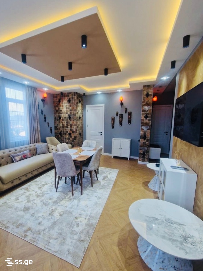 Tavdadebuli st. 98 - 4 rooms
