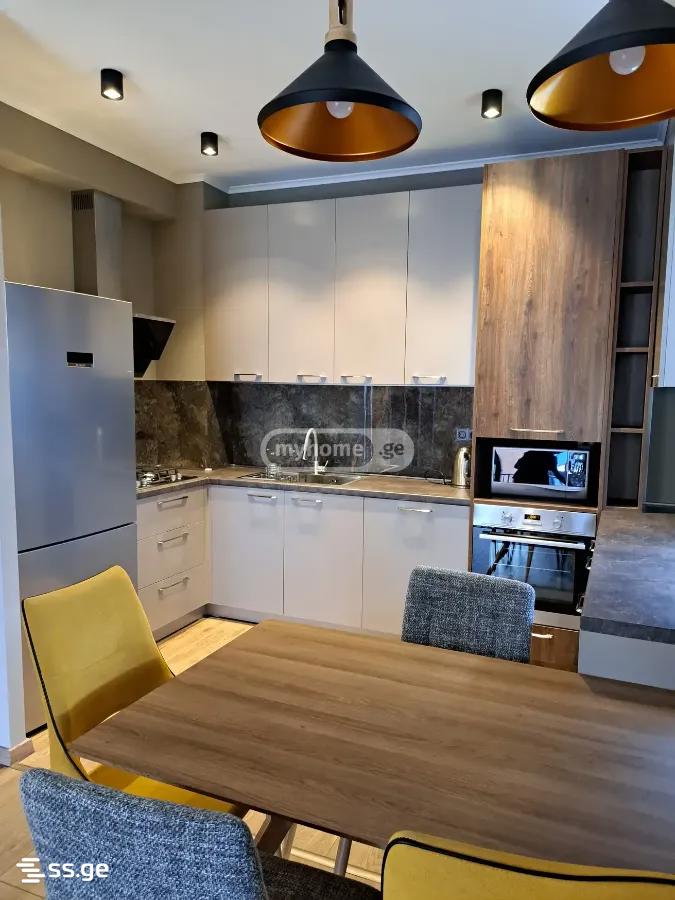 O.Chkheidze st. 7 - 3 rooms
