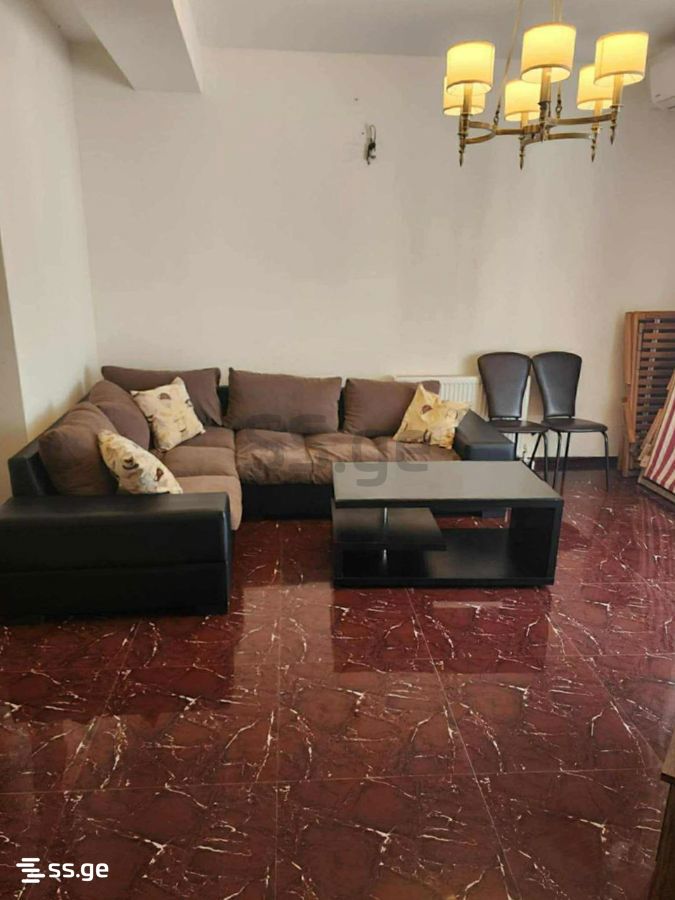 M. Lermontov Street 31-37 - 4 rooms