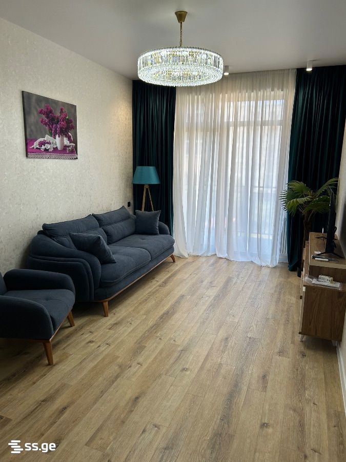 Abashidze-Orbeliani st. 4/6 - 3 rooms