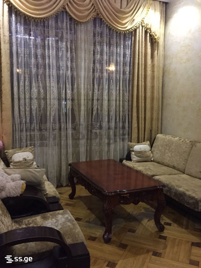 Chavchavadze st. 17 - 3 rooms