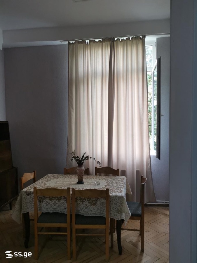 nucubidze st. 16 - 4 rooms