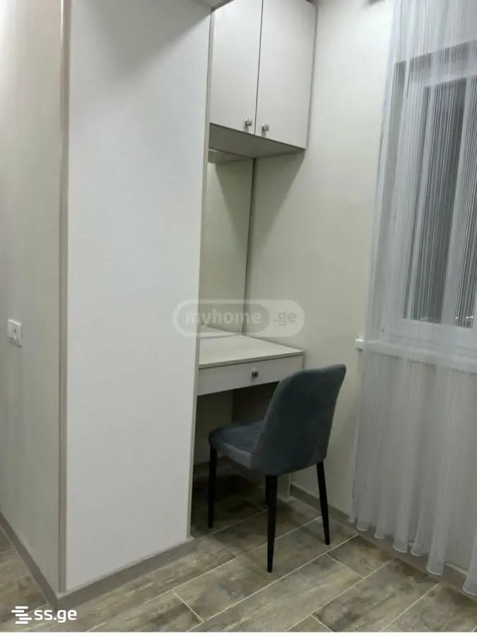 a.wereTlis avenue - 2 rooms
