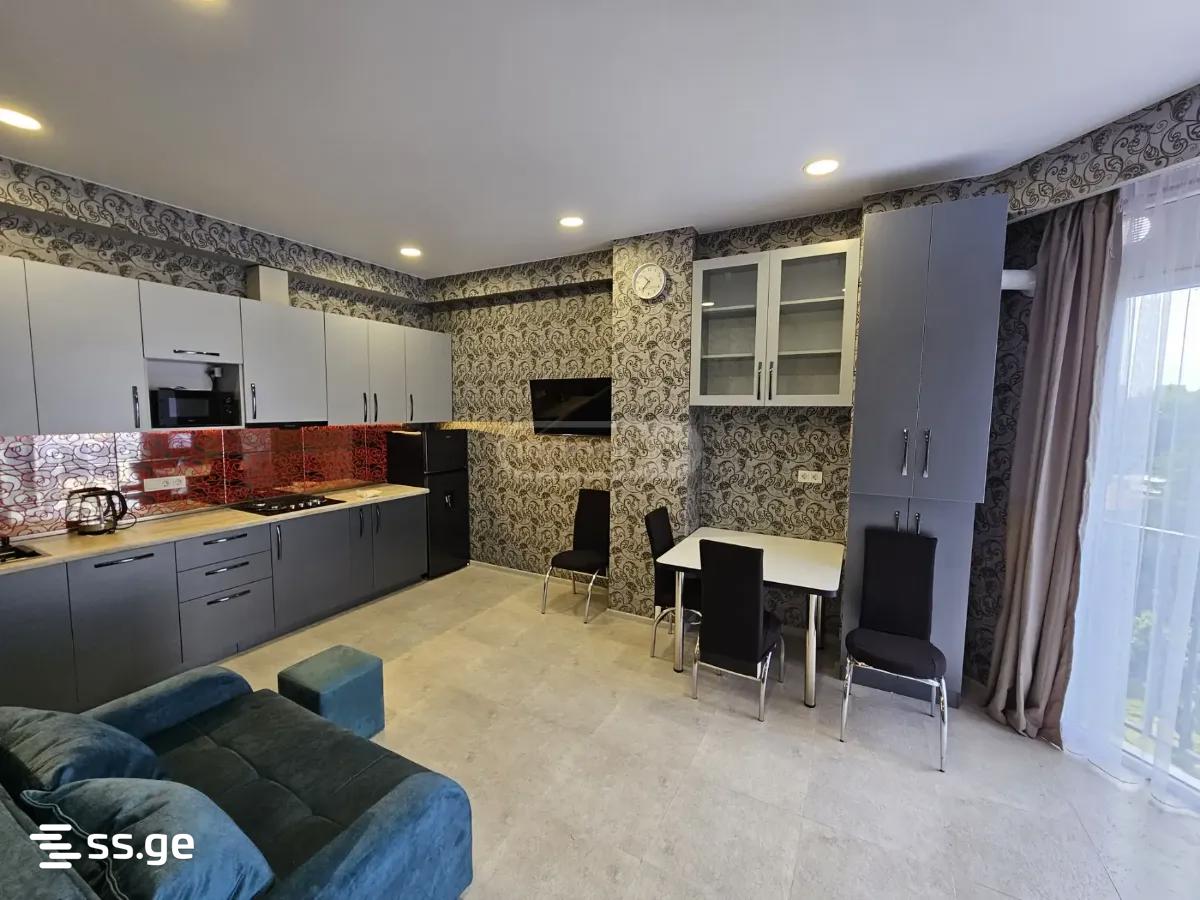Gr. Robakidze Ave - 3 rooms