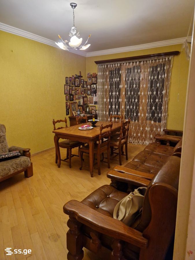 7th micro-district კორპუსი 10 - 2 rooms