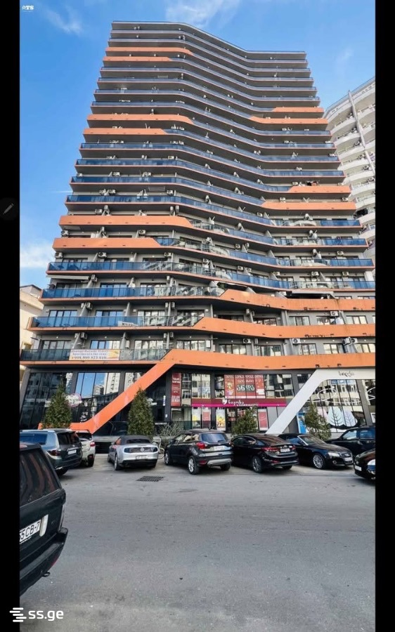 D. Mamuladze st. 13 - 1 rooms