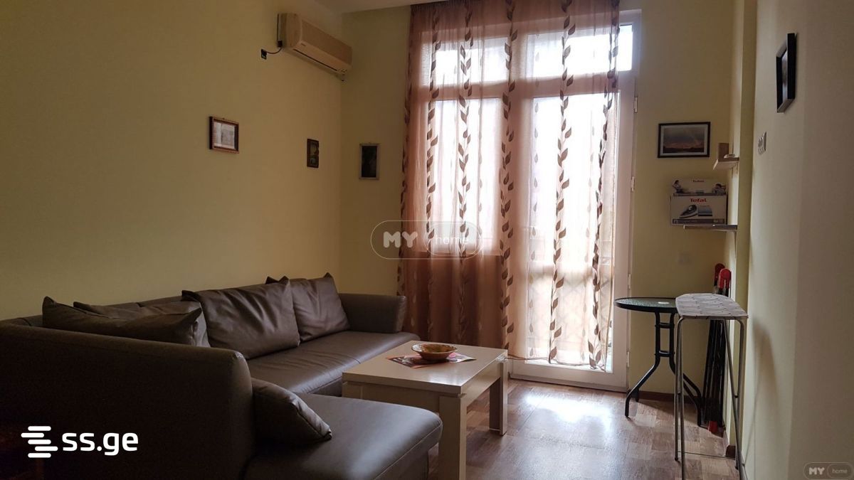 158) - 1 rooms