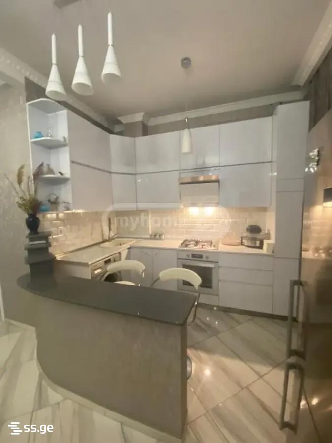 a.wereTlis avenue 55 - 3 rooms
