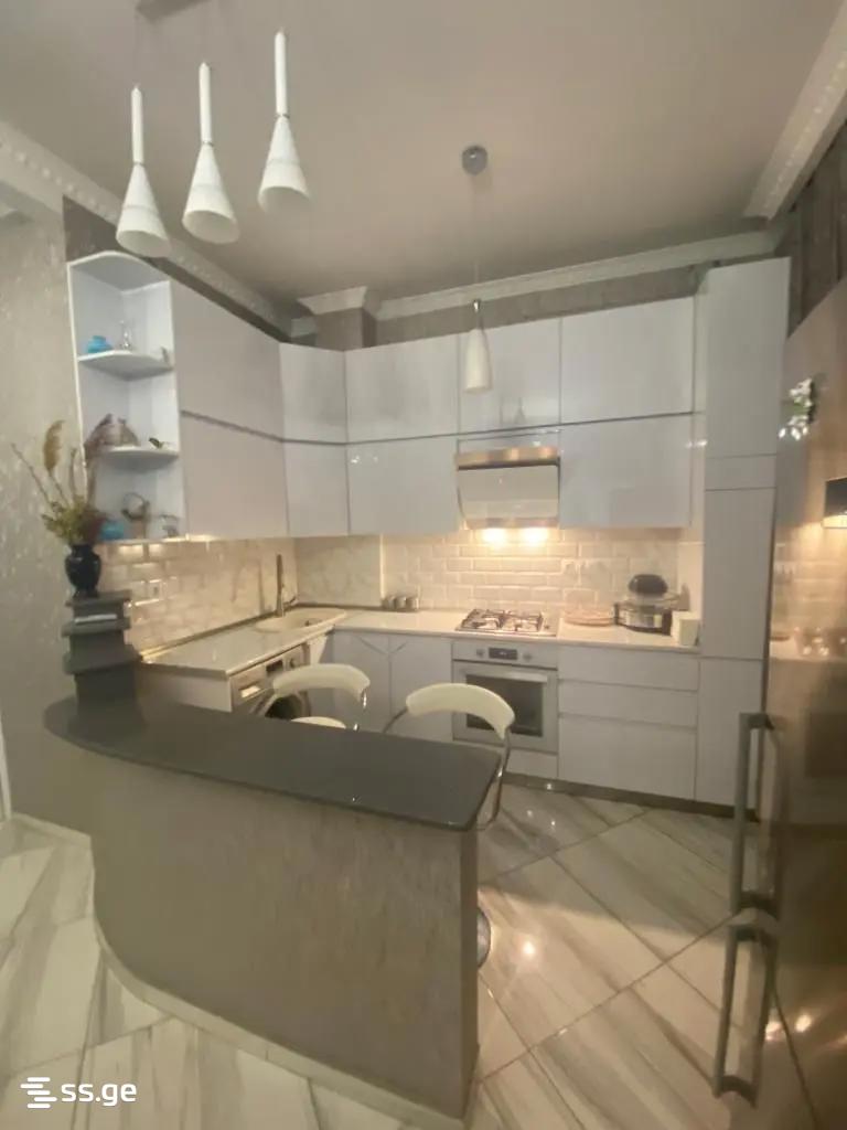 a.wereTlis avenue - 3 rooms