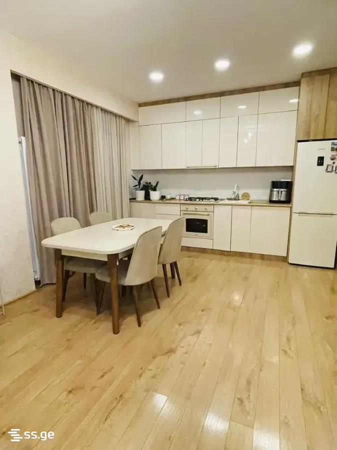 Mirian Mephe st. - 3 rooms
