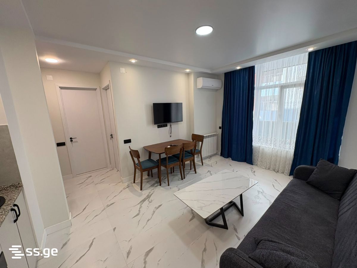 R. Nizharadze st. 1 - 3 rooms