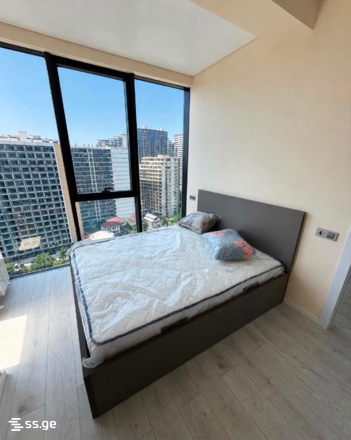 32 - 2 rooms