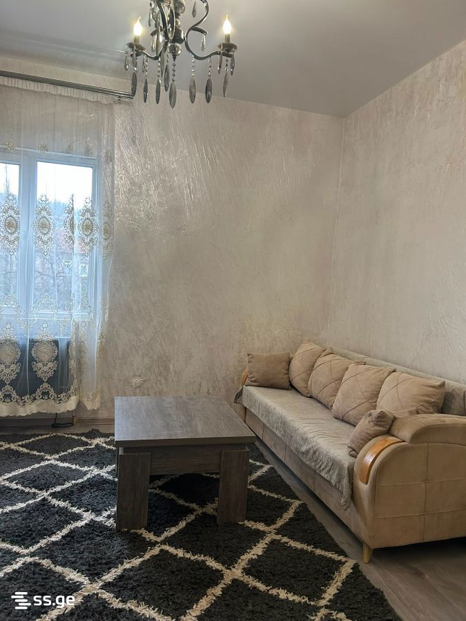 13 - 2 rooms