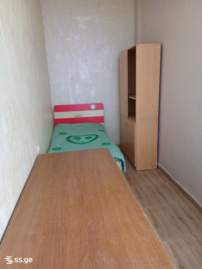 49 - 4 rooms