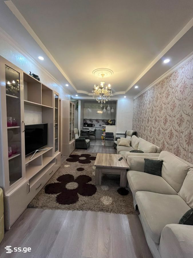 32 - 3 rooms