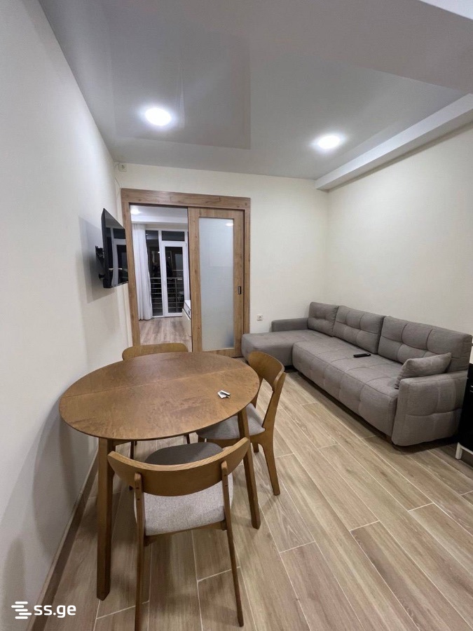 Sh. Rustaveli Ave. 10 - 2 rooms