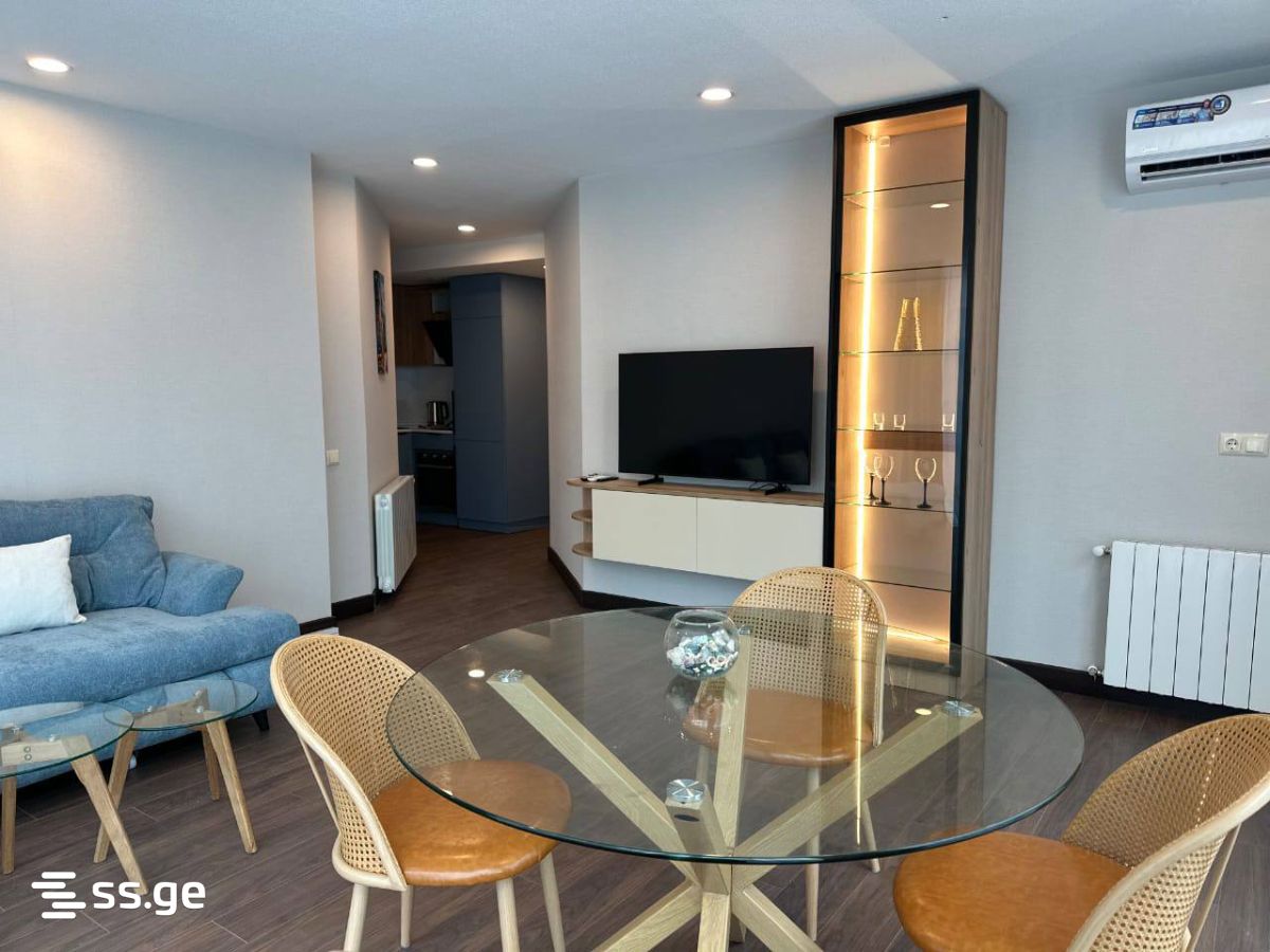 Adlia Street 6 - 2 rooms