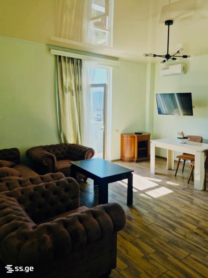 18 - 3 rooms