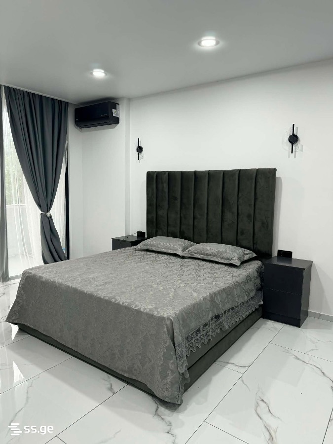 6 - 1 rooms