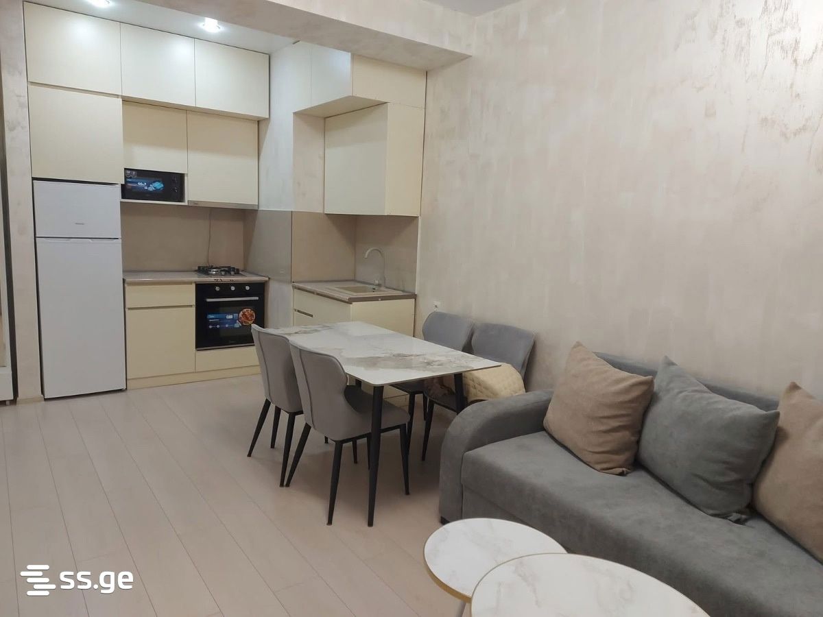 navtlugi st. 10 - 2 rooms