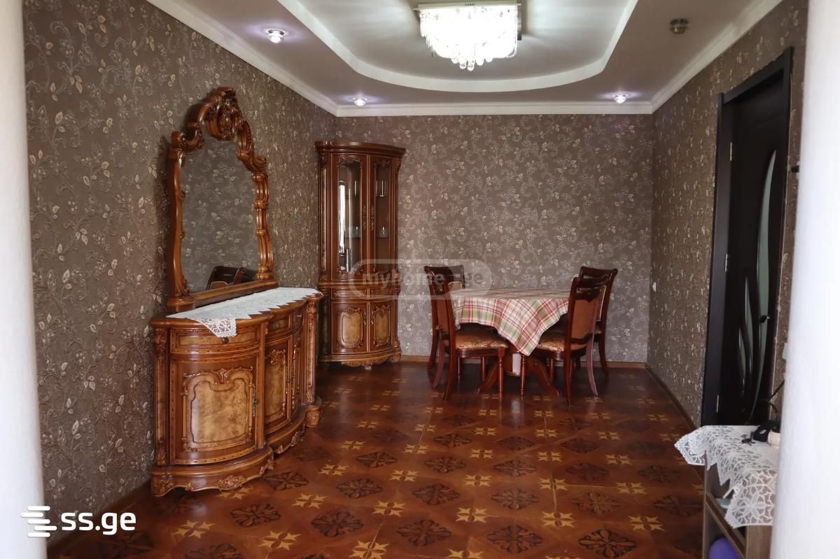 I. Abashidze st. 6 - 3 rooms