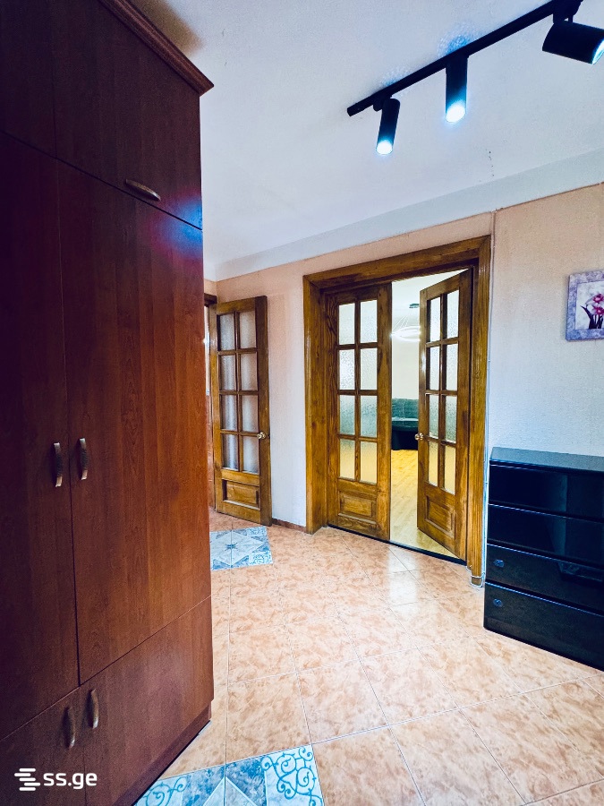 Gobronidze st. 3 - 4 rooms