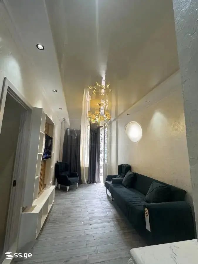 Sh. Inasaridze St. 8 - 4 rooms
