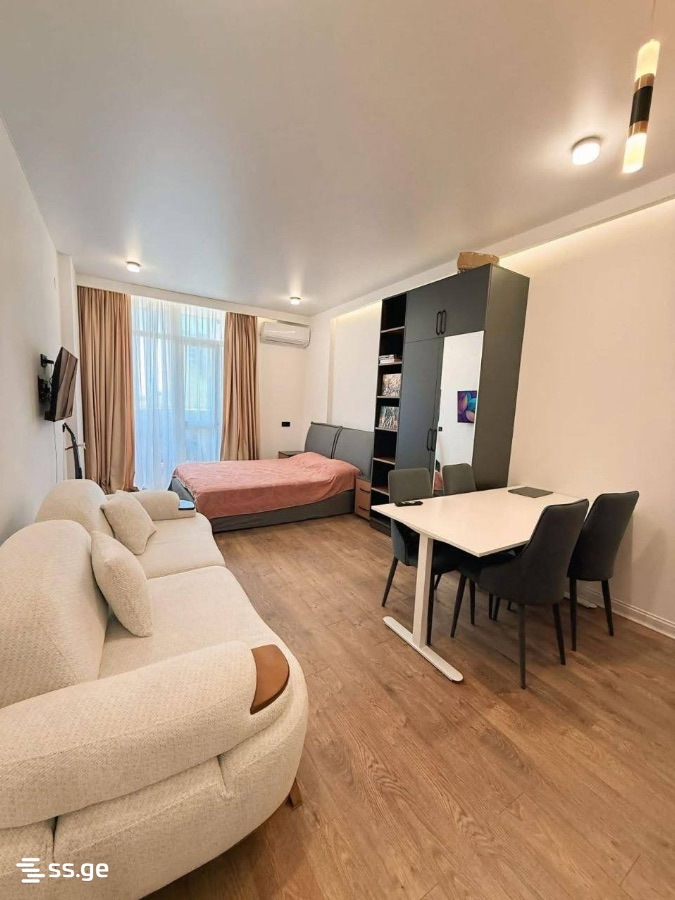 5 - 1 rooms