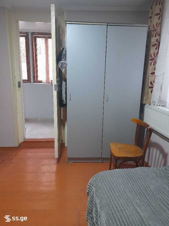 gogasheni st. 4 - 1 rooms