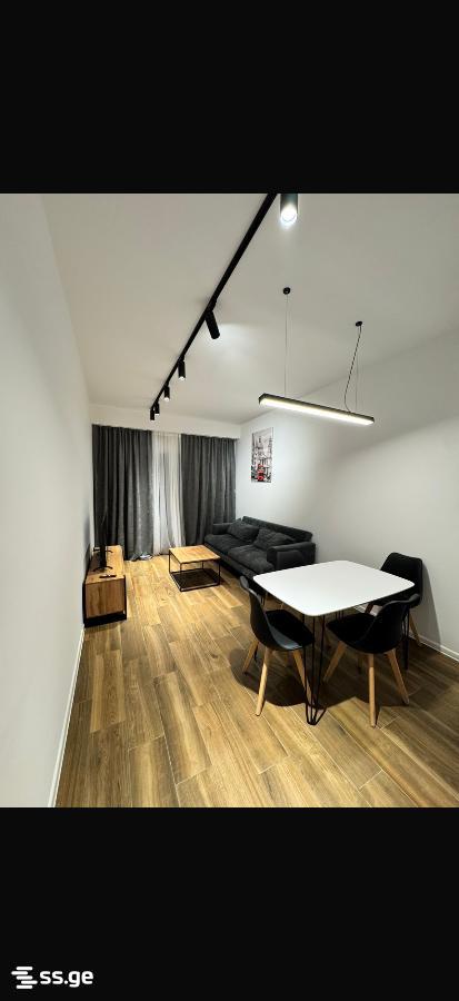mirckhulava st. 9 - 3 rooms