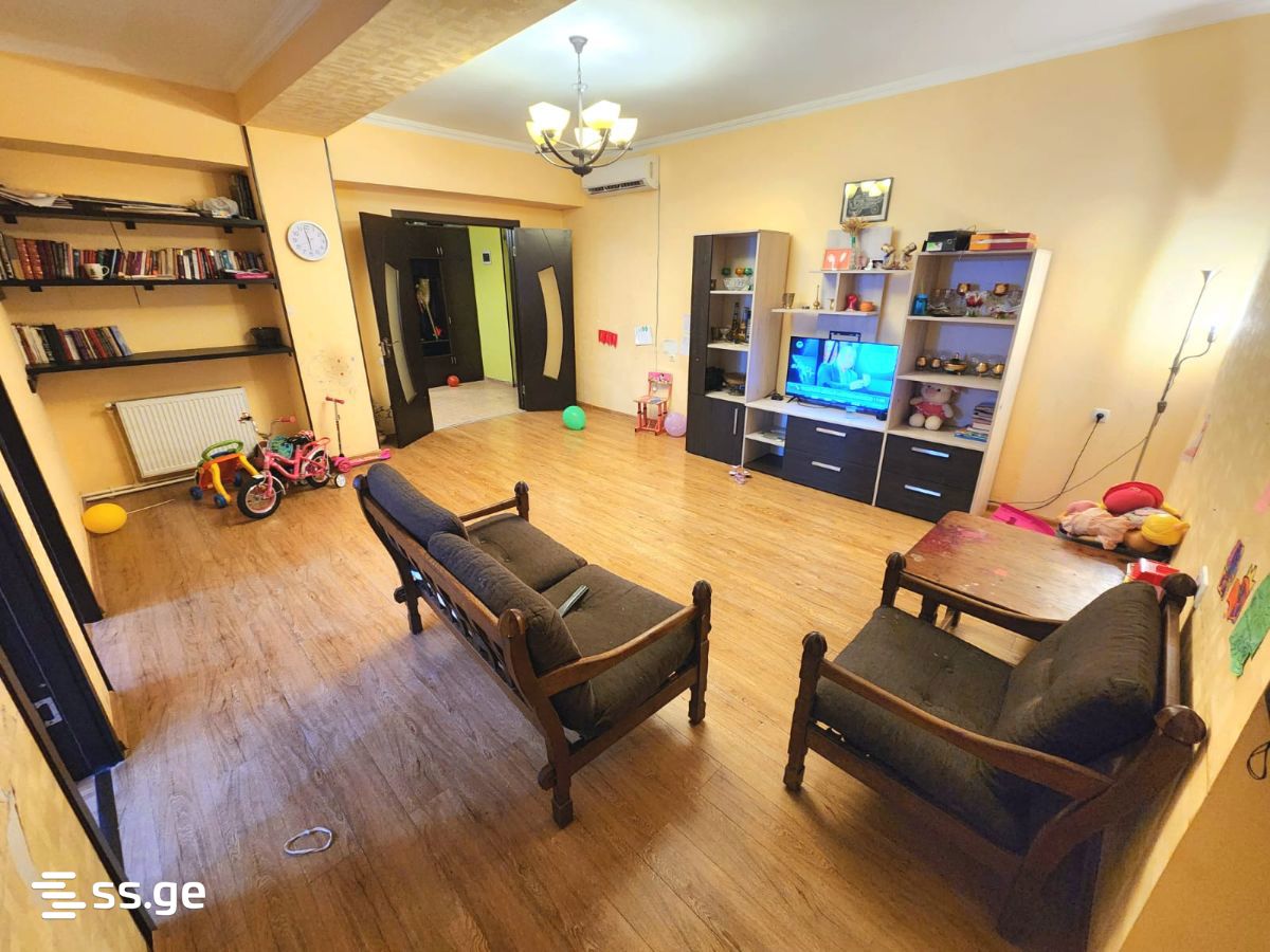 s. chikovani st. - 4 rooms
