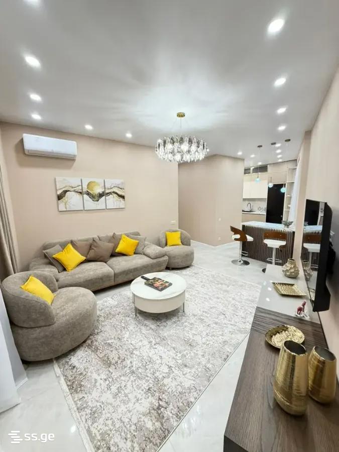 Marshal Archil Gelovani Ave. - 3 rooms