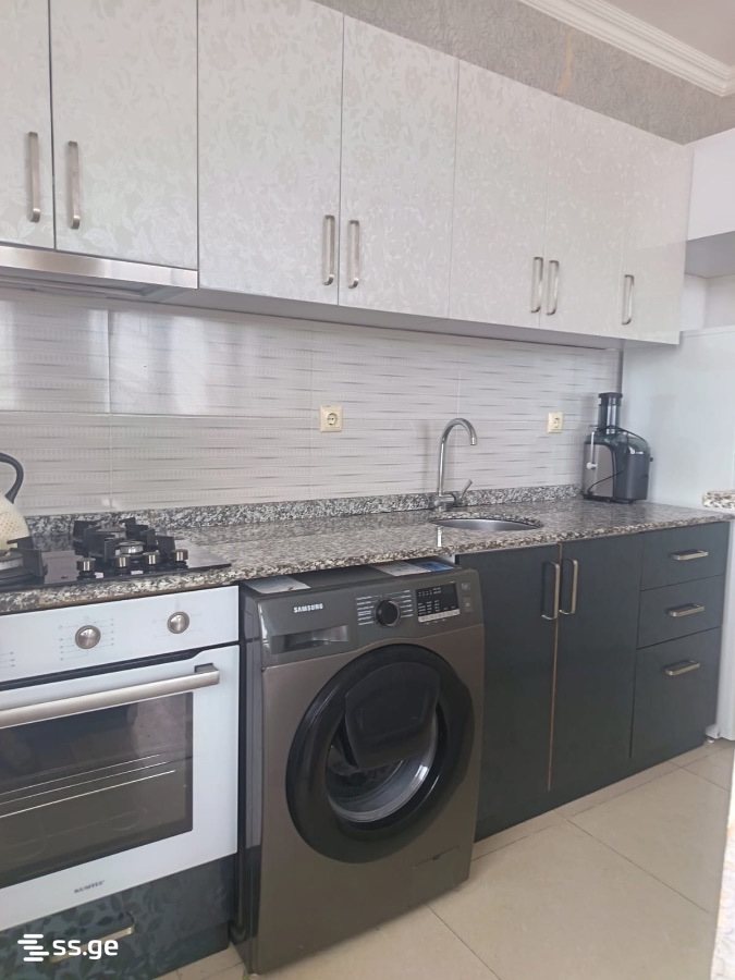 Bagrationi str. 113 - 3 rooms