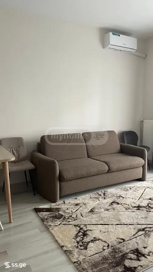 Bob walsh st. - 2 rooms