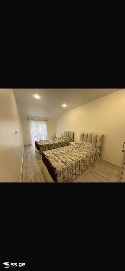 120 - 3 rooms