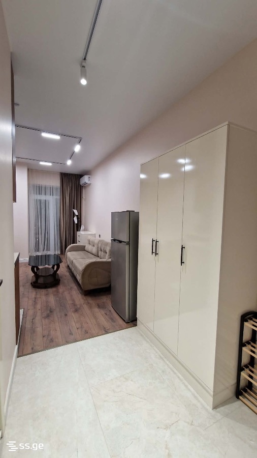 96 - 1 rooms