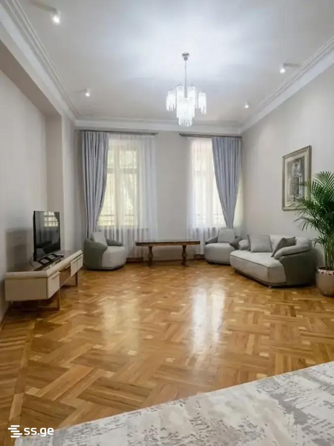 n. nikoladze st. 3 - 5 rooms