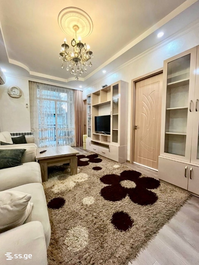 32 - 3 rooms
