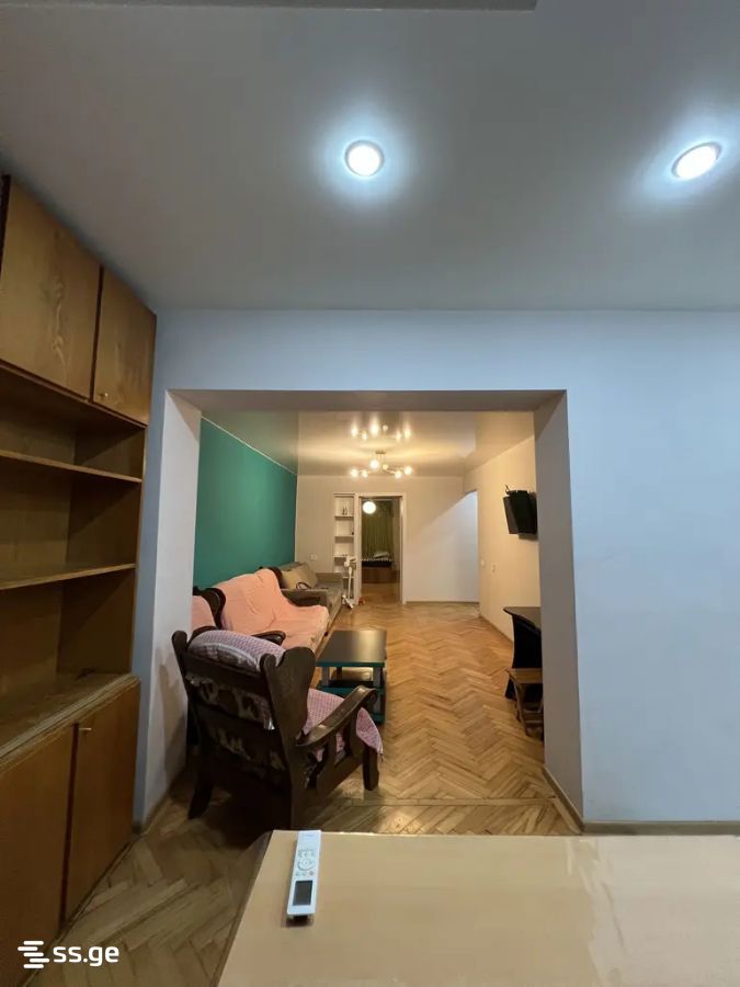a.wereTlis avenue 2 - 3 rooms