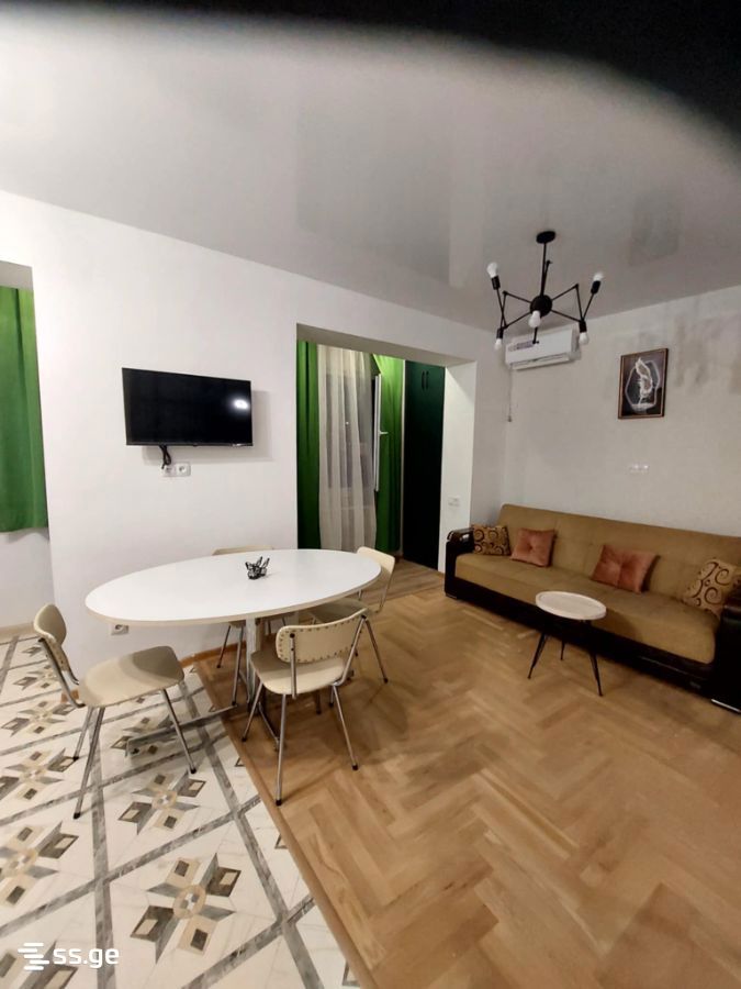 mirckhulava st. 6 - 2 rooms